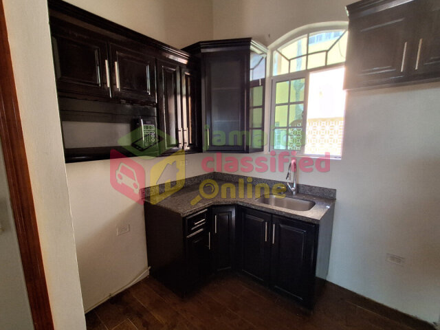 Modern 2 Bedrooms Apartments In Mandeville
