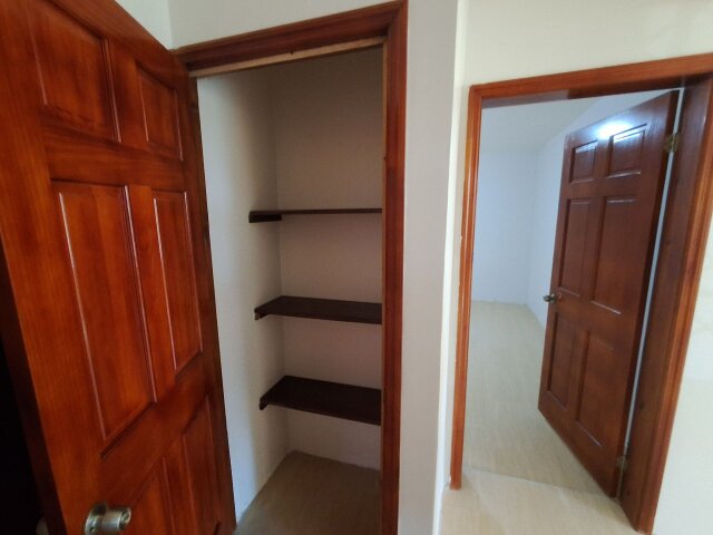 Modern 3 Bedrooms Apartment In Mandeville