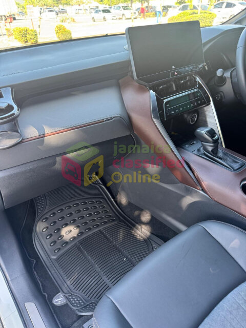 2023 TOYOTA HARRIER HYBRID Z | ONLY 23,000 KM