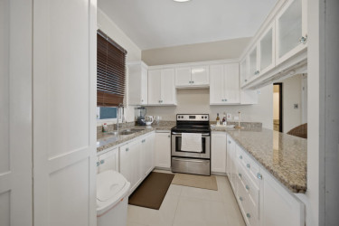 2 Bed, 2 Bath Resort Apartment/Villa