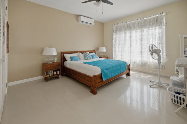 2 Bed, 2 Bath Resort Apartment/Villa