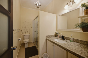 2 Bed, 2 Bath Resort Apartment/Villa