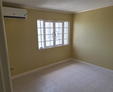 Recently Renovated 2 Bedrooms Townhouse