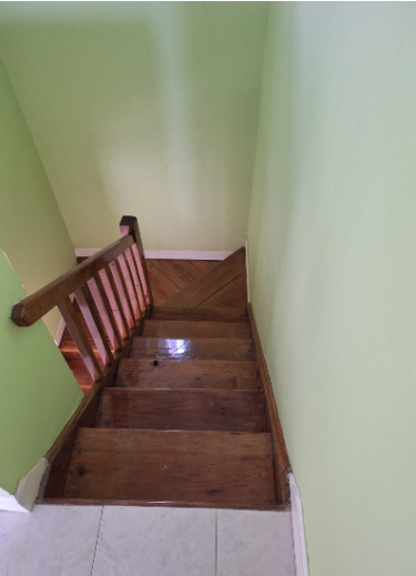 Recently Renovated 2 Bedrooms Townhouse