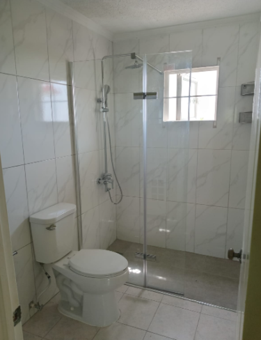 Recently Renovated 2 Bedrooms Townhouse
