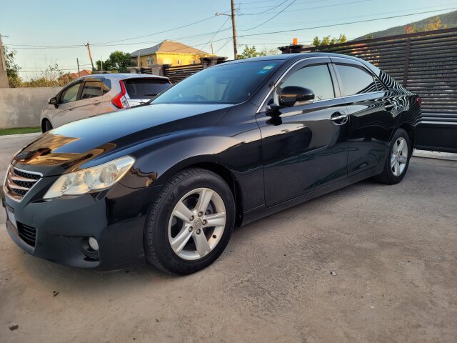 2012 Toyota Mark X