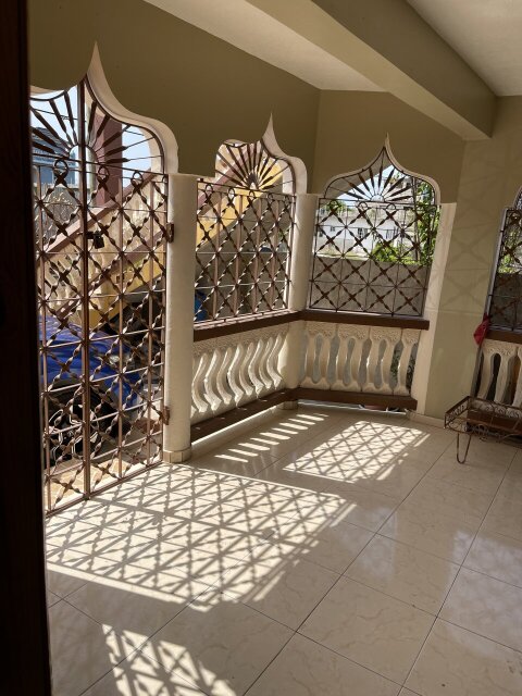 Shared 2 Bedrooms Apartment with Parking