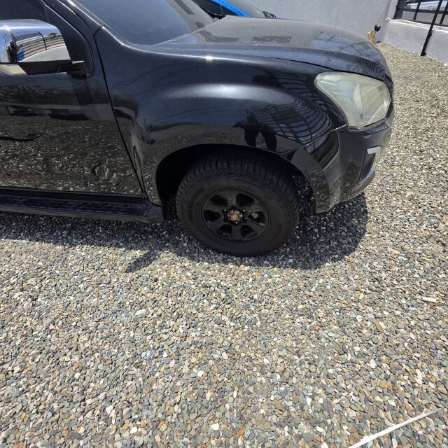 2019 ISUZU D-MAX