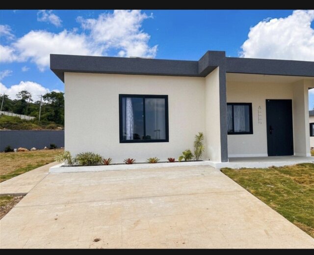 Hosanna Estate 2 Bedroom 2Bathroom Houses Beecher Town