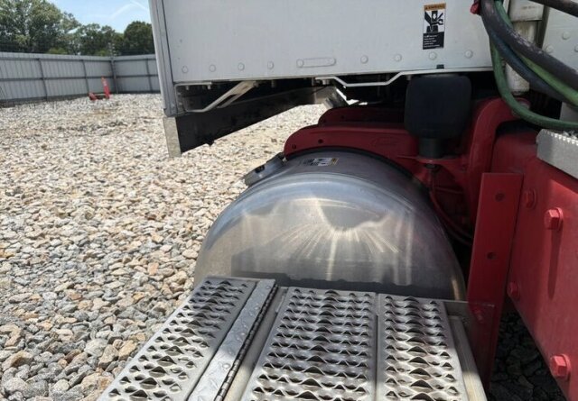 2021 Peterbilt Working In Perfect Condition