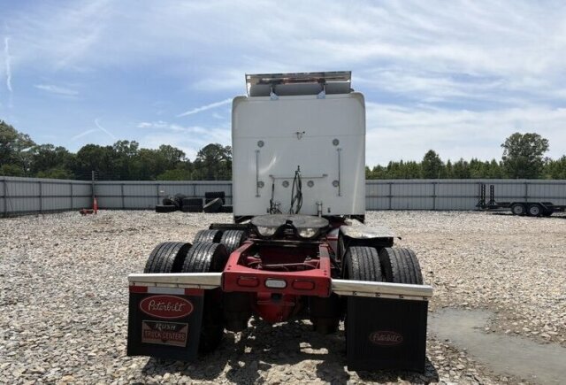 2021 Peterbilt Working In Perfect Condition