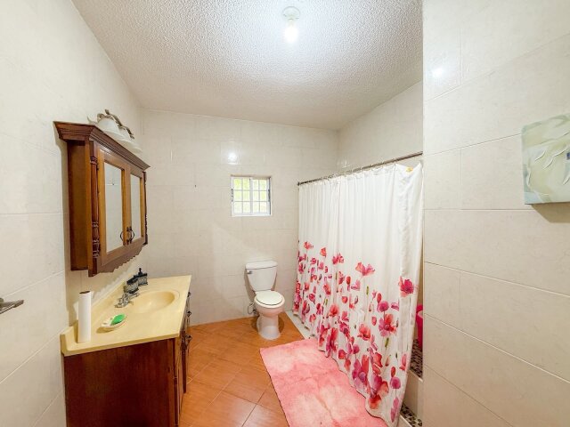 House For Sale| Morant Bay White Horses District