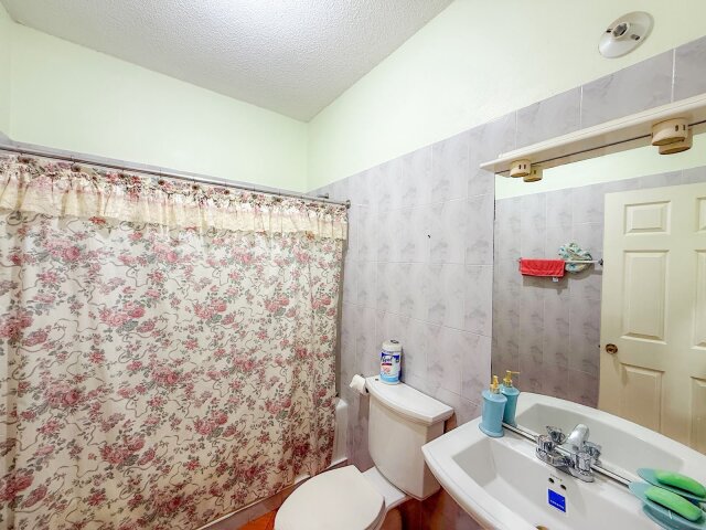 House For Sale| Morant Bay White Horses District