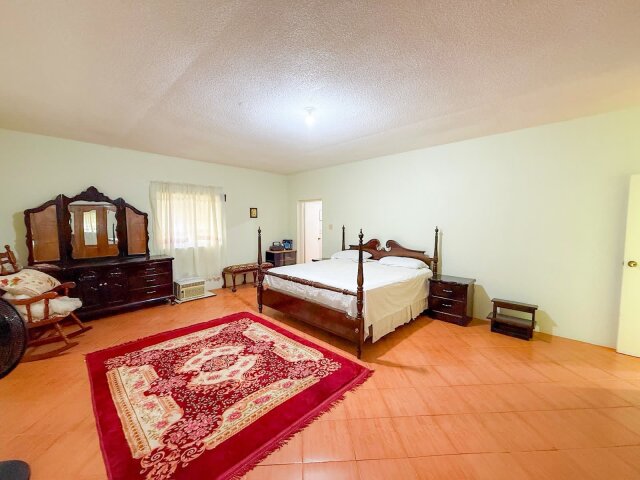House For Sale| Morant Bay White Horses District