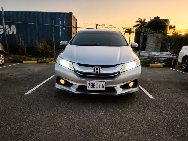 Car Rental- 2016 Honda Grace