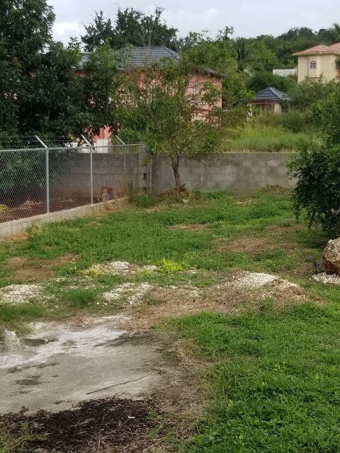 3 Bedroom 2.5 Bath House For Sale
