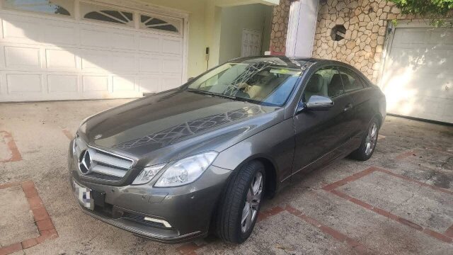 Mercedes Benz E350 COUPE 2010