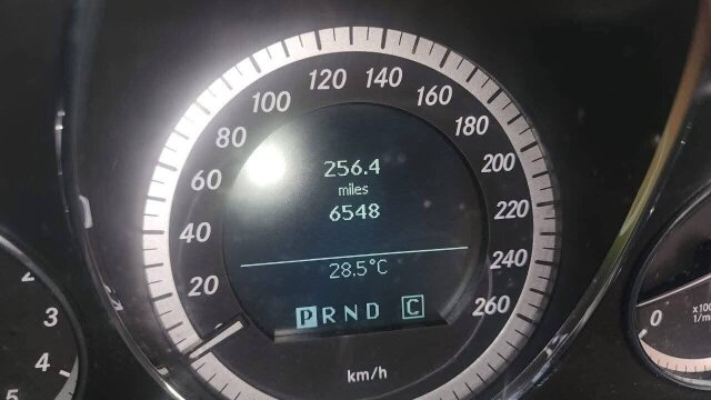 Mercedes Benz E350 COUPE 2010