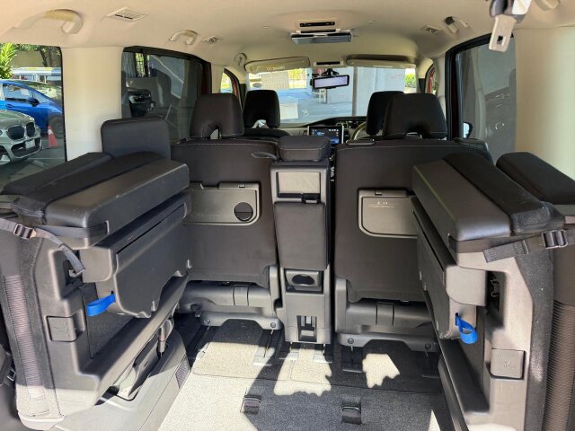 2018 Nissan Serena