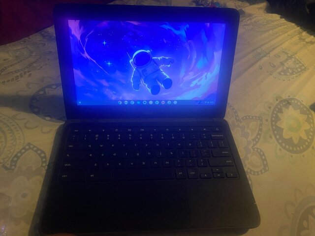 Dell Chromebook 11 3180 Touchscreen 4GB RAM Laptops Montego Bay