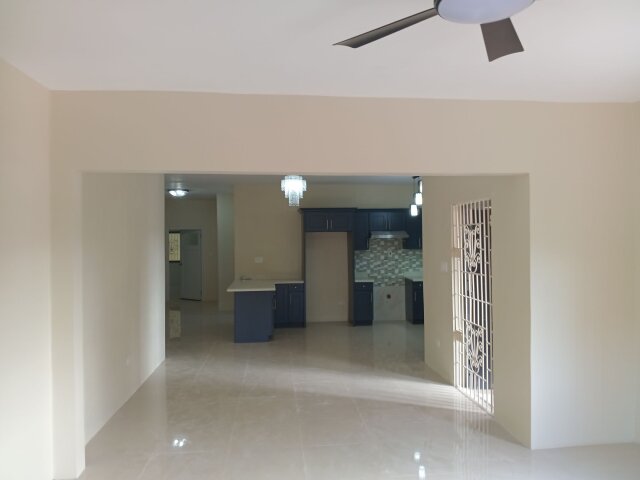 2 Bedrooms 2.5 Baths
