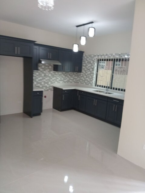 2 Bedrooms 2.5 Baths