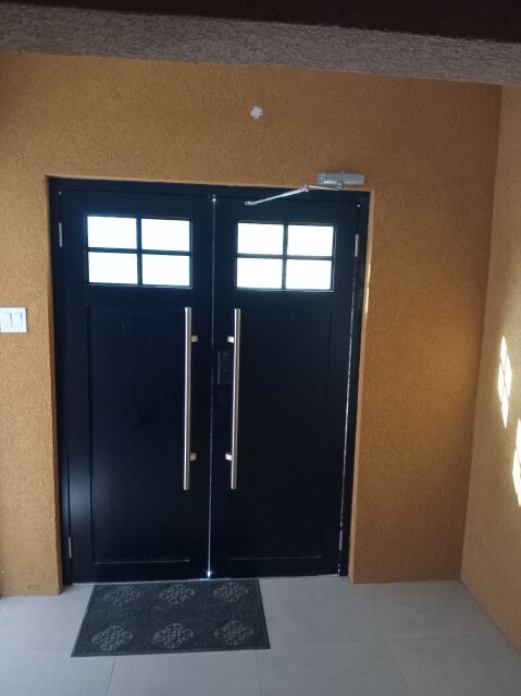 2 Bedrooms 2.5 Baths