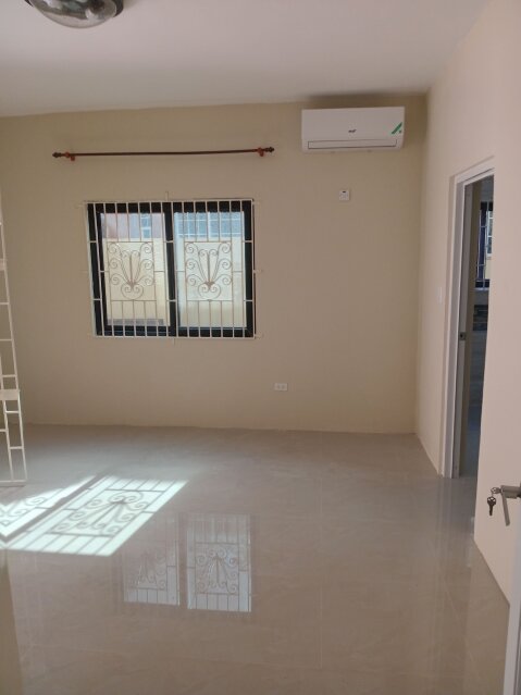 2 Bedrooms 2.5 Baths