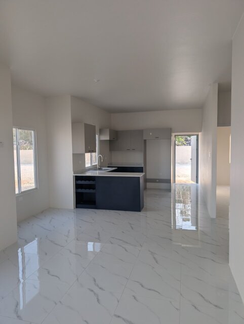 2 Bedrooms 2 Bathrooms