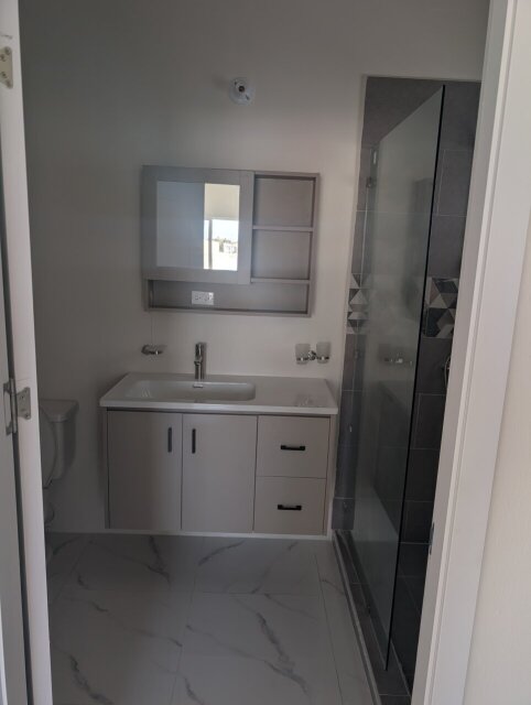 2 Bedrooms 2 Bathrooms