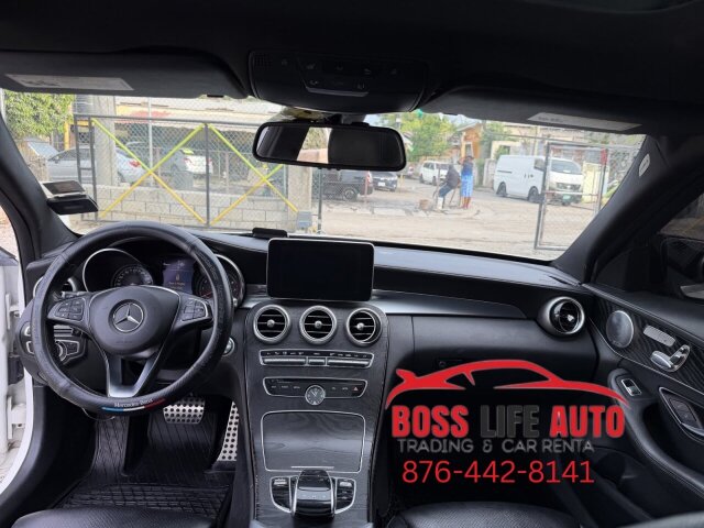 Mercedes C300 Car In Excellent Condition