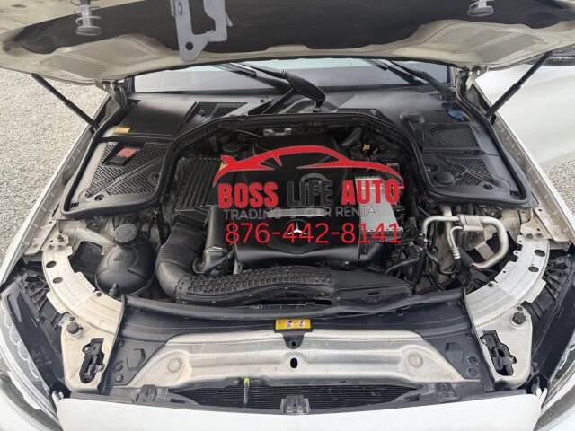Mercedes C300 Car In Excellent Condition