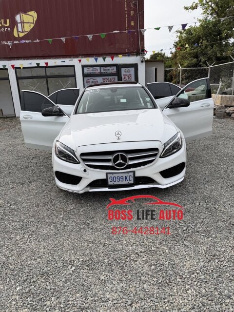 Mercedes C300 Car In Excellent Condition