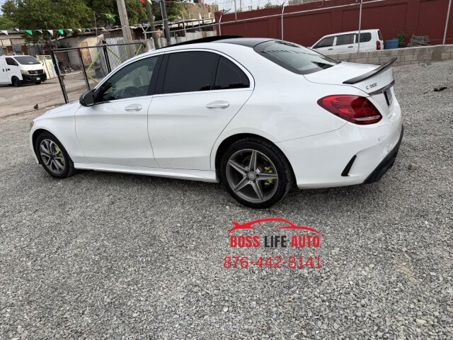 Mercedes C300 Car In Excellent Condition