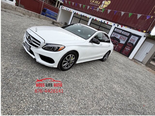 Mercedes C300 Car In Excellent Condition