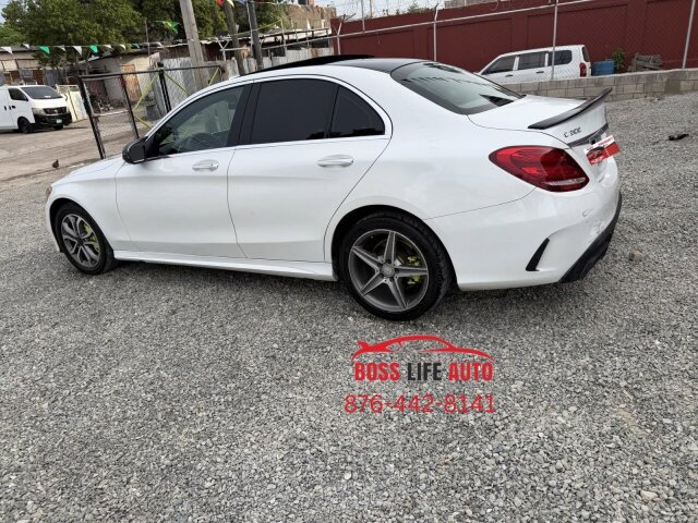 Mercedes C300 Car In Excellent Condition