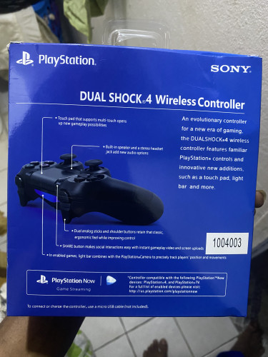 PS4 NEW Dual Shock Controller