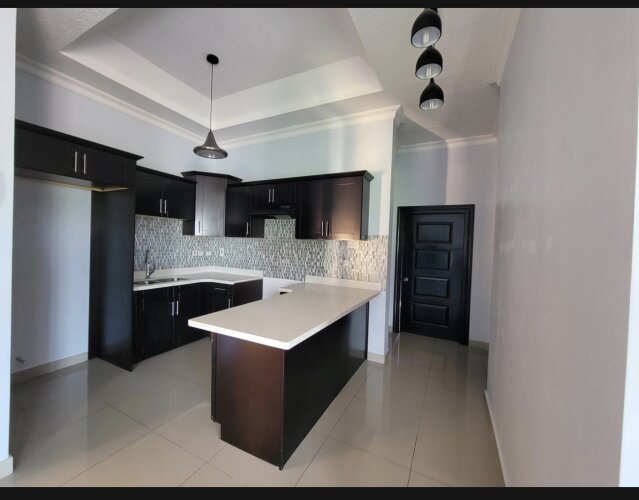 2 Bedroom 2 And Half Bathroom