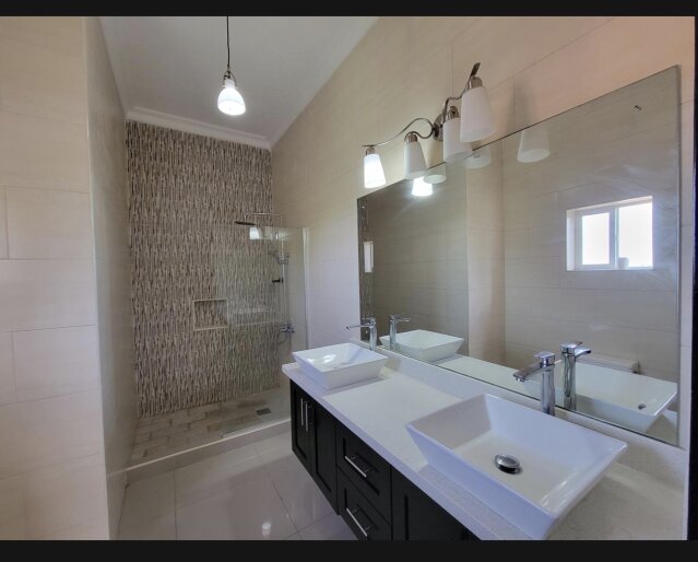 2 Bedroom 2 And Half Bathroom