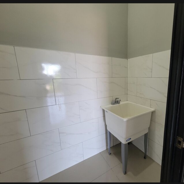2 Bedroom 2 And Half Bathroom