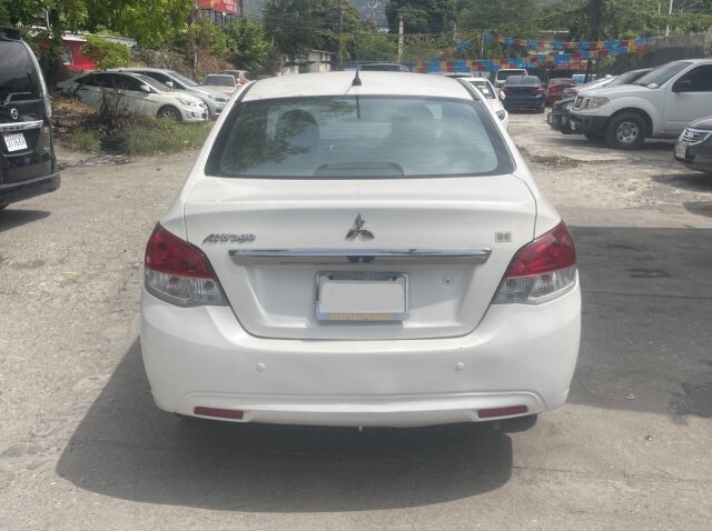 2017 MITSUBISHI ATTRAGE