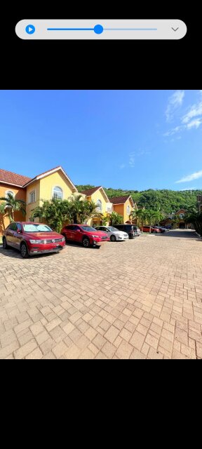 Spacious 2 1/2 Bedroom In Cool Belvederw Apartments Belvedere
