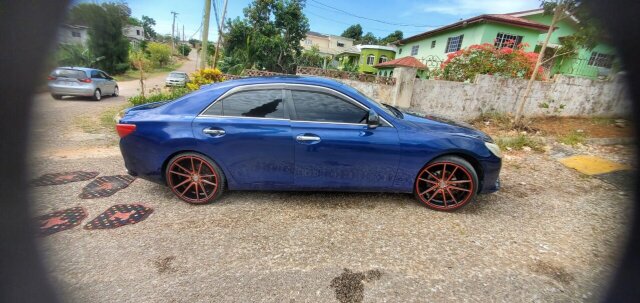 2013 Toyota Mark X