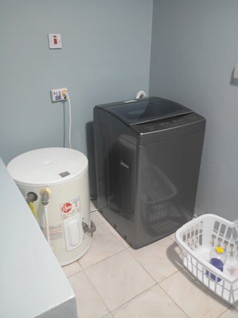 Renovated 2 Bedrooms for Female Students in Mandeville