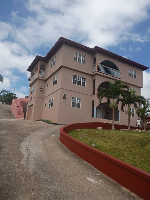 Renovated 2 Bedrooms for Female Students in Mandeville Houses Mandeville