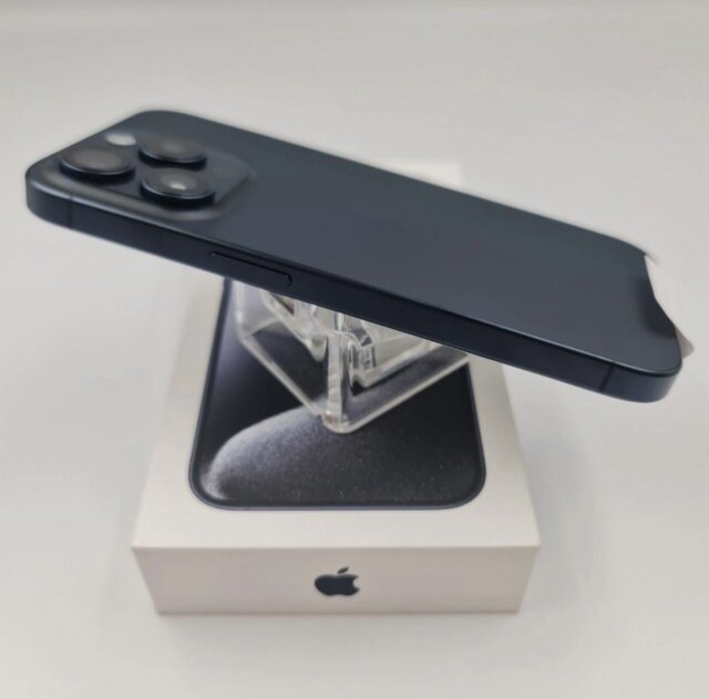 Brand New Original Apple IPhone 15 Pro Max 256GB