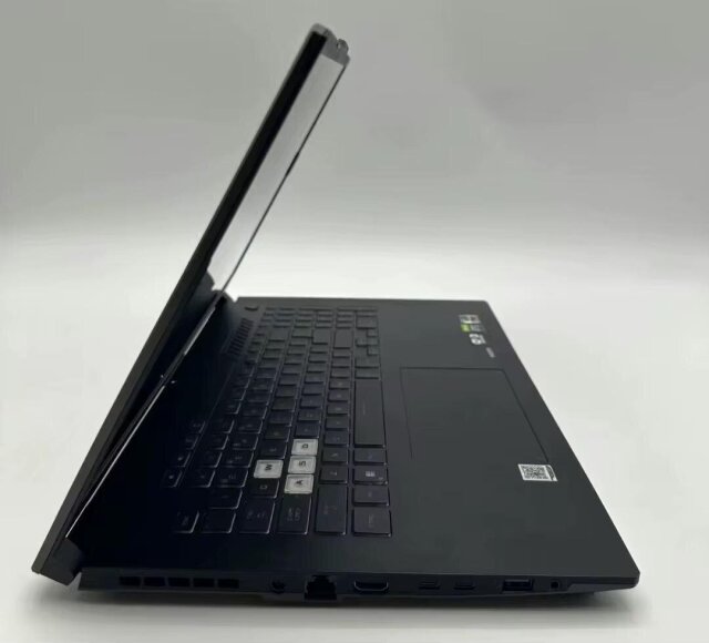 TUF Gaming A17 FA707 R7