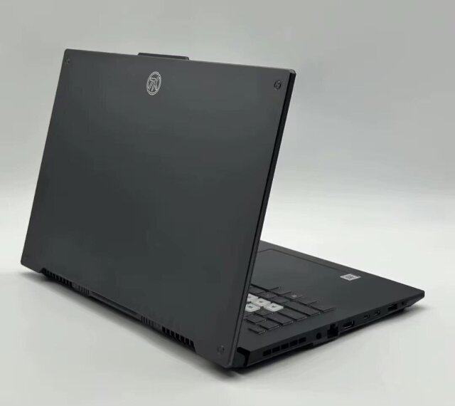TUF Gaming A17 FA707 R7