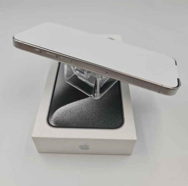 Apple IPhone 15 Pro 256GB