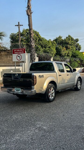 2011 Nissan Navara